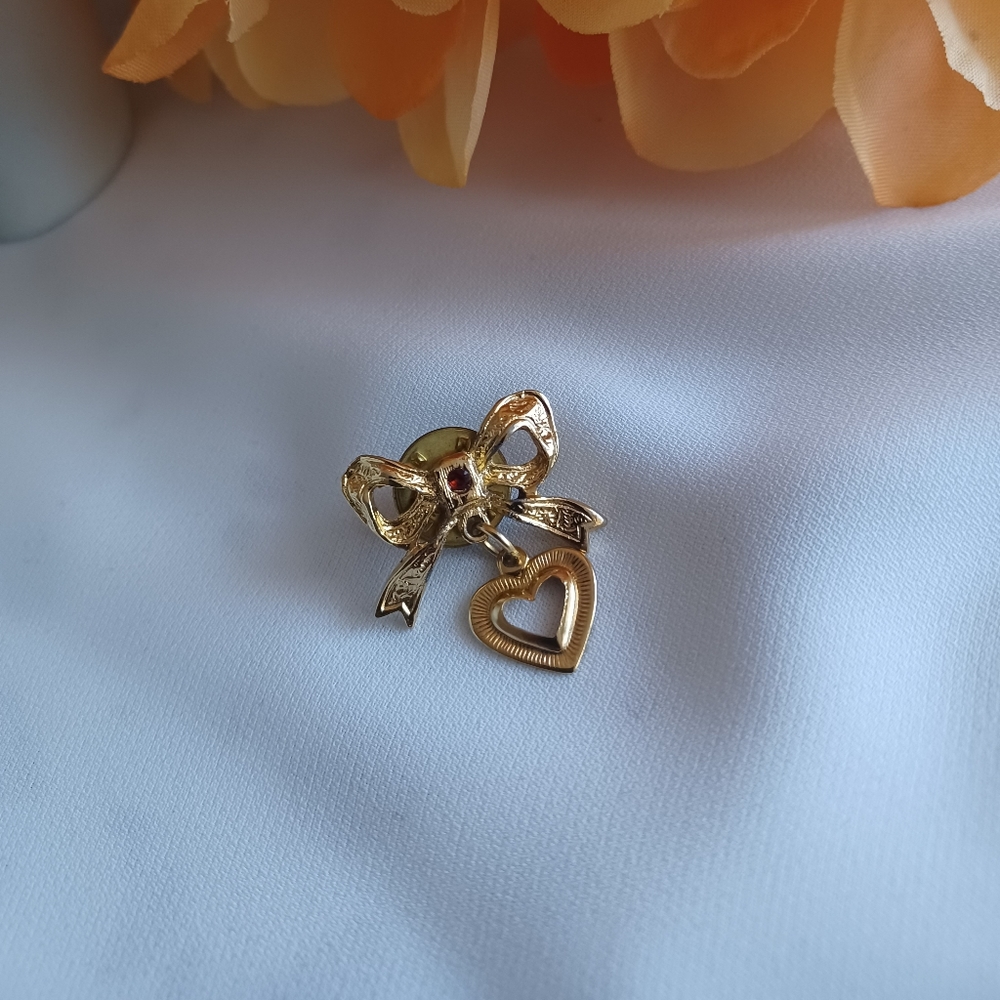 Gold Bow and Heart Brooch